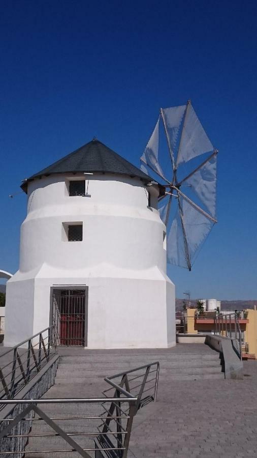 Apartamento Tranquilo Cerca De Buena Piscina Y Con Buen Aire Acondicionado Aguilas Exterior photo