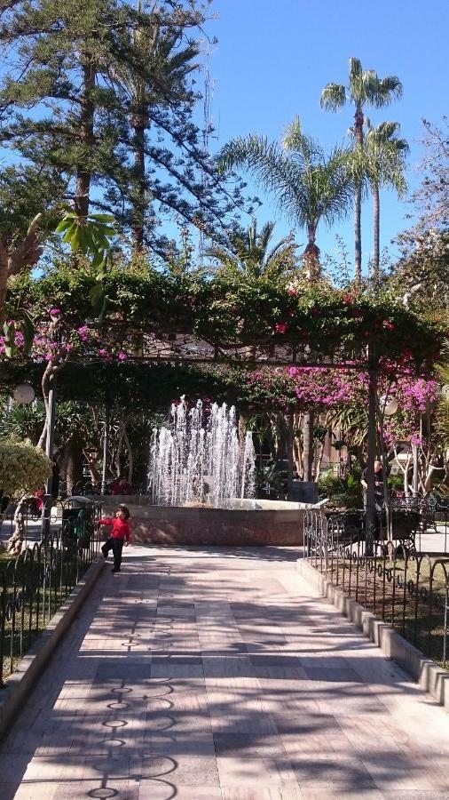 Apartamento Tranquilo Cerca De Buena Piscina Y Con Buen Aire Acondicionado Aguilas Exterior photo