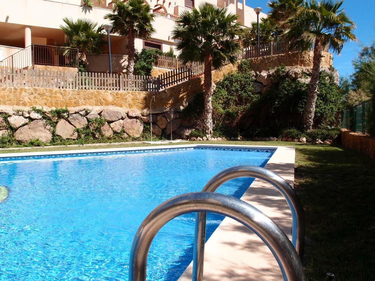 Apartamento Tranquilo Cerca De Buena Piscina Y Con Buen Aire Acondicionado Aguilas Exterior photo