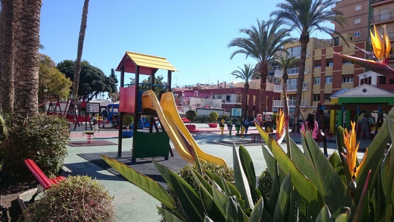 Apartamento Tranquilo Cerca De Buena Piscina Y Con Buen Aire Acondicionado Aguilas Exterior photo